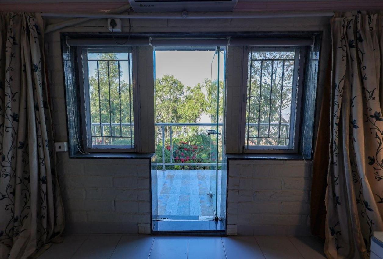 Valleycrest Villa With Swimming Pool ماهاباليشوار المظهر الخارجي الصورة